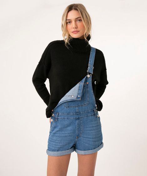 jardineira jeans curta azul médio