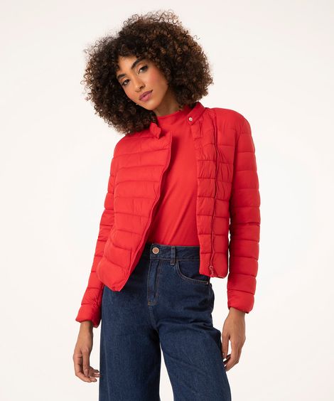 jaqueta puffer perfecto com saco para transporte vermelha