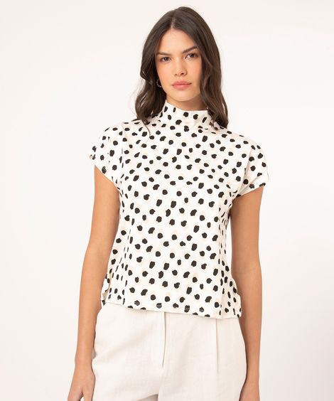 blusa poá gola alta manga japonesa off white