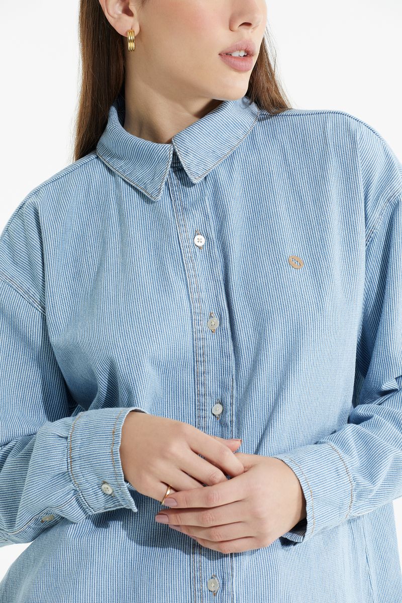camisa-oversized-jeans-listrada-mindset---dod-azul-medio-1028848-Azul_Medio_4