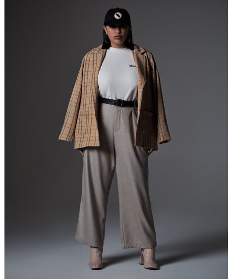 calça plus size alfaiataria xadrez mindset + dod kaki
