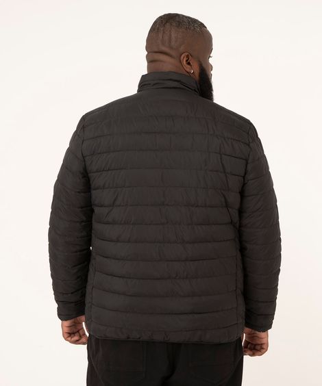 jaqueta puffer de nylon plus size básica com bolsos gola alta preta