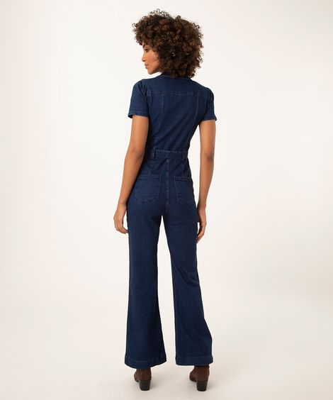 macacão longo jeans frase manga curta azul escuro