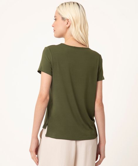camiseta feminina de viscose decote v verde