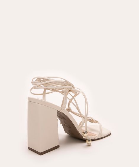 sandália lace up salto alto via uno off white
