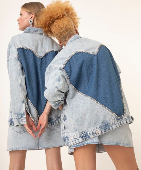 jaqueta jeans oversized coração strass duda beat azul claro