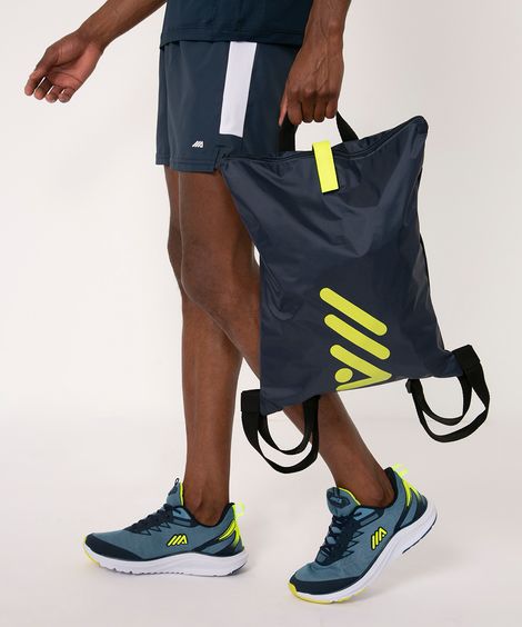 mochila esportiva preta