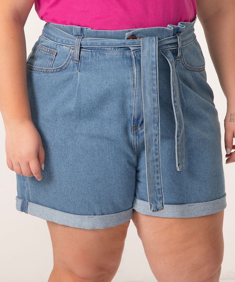 short plus size clochard jeans cintura super alta com faixa azul