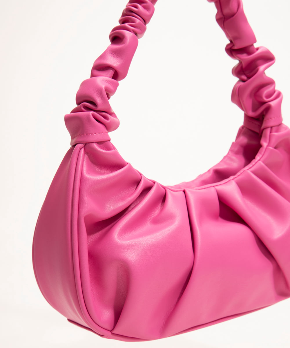 bolsa baguete enrugada rosa