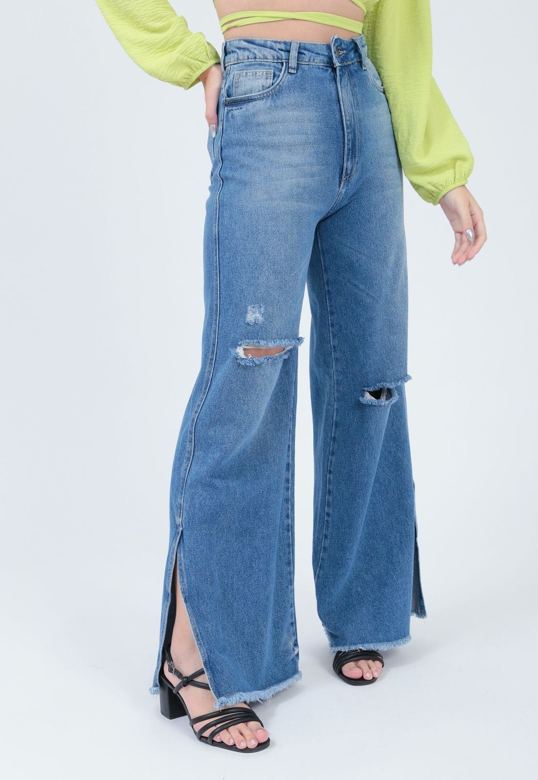 calça jeans wide leg rasgo fenda pop me azul médio - C&A
