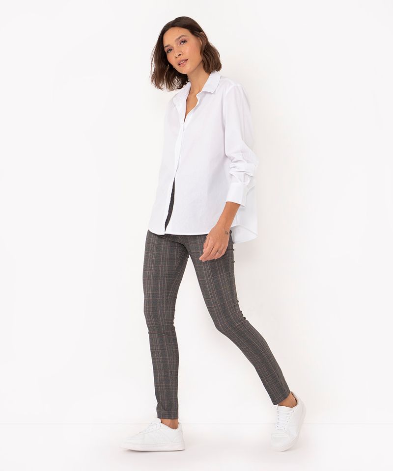 calça skinny de viscose cintura alta xadrez cinza