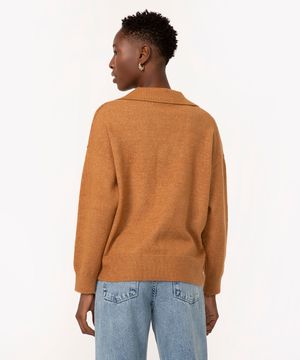 suéter de tricô gola polo manga longa bege escuro