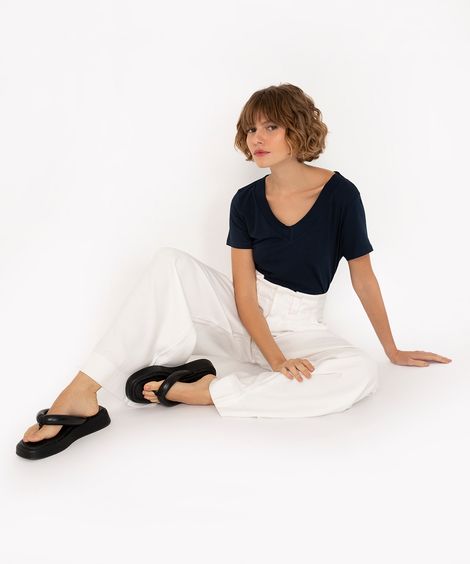camiseta feminina de viscose decote v azul