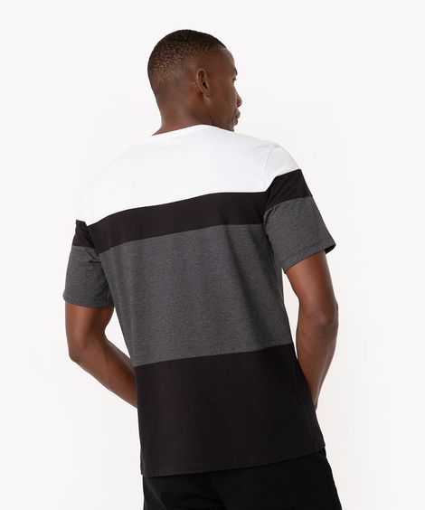 camiseta de algodão com recortes manga curta preta