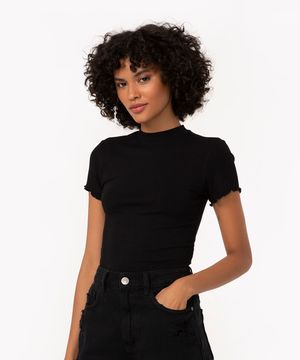 blusa de malha canelada manga curta fru fru preta