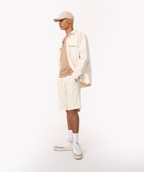 bermuda jogger ampla de sarja off white