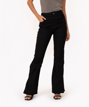 calça jeans flare stretch cintura super alta com fenda preto