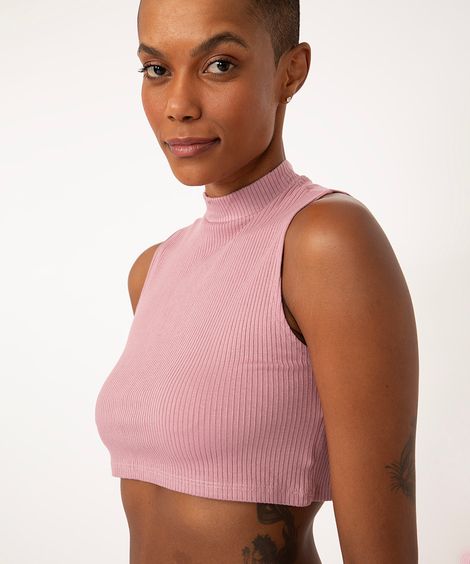 blusa cropped gola alta rosa claro