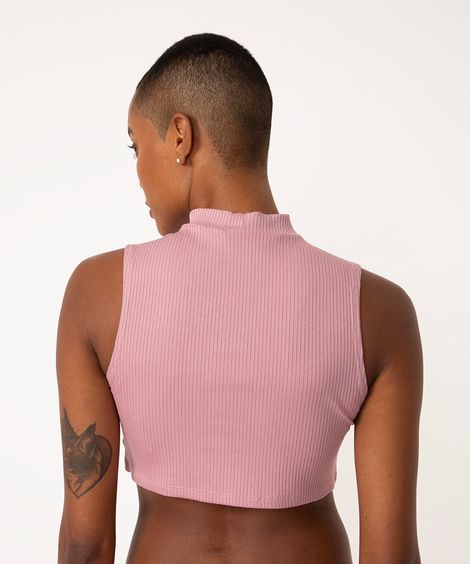 blusa cropped gola alta rosa claro