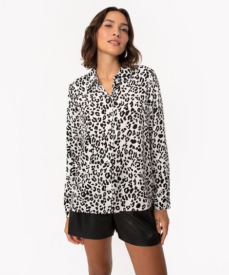 camisa acetinada animal print manga longa off white