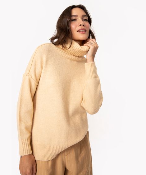 suéter oversized de tricô gola alta bege