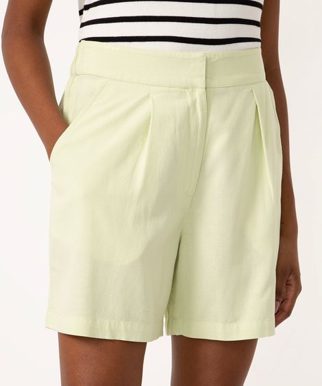short com linho cintura alta verde