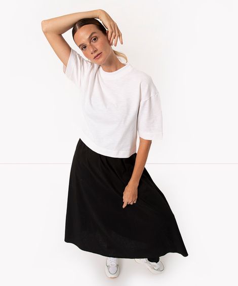 camiseta flamê cropped gola alta off white