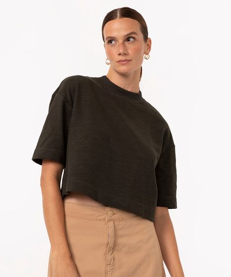 camiseta flamê cropped gola alta verde militar