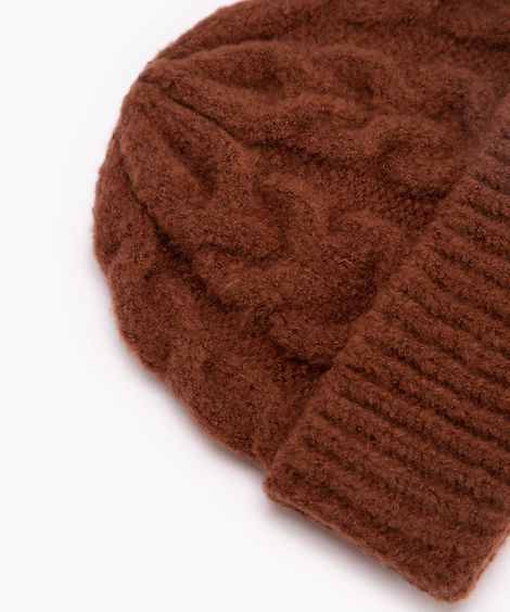 gorro de tricô trançado marrom