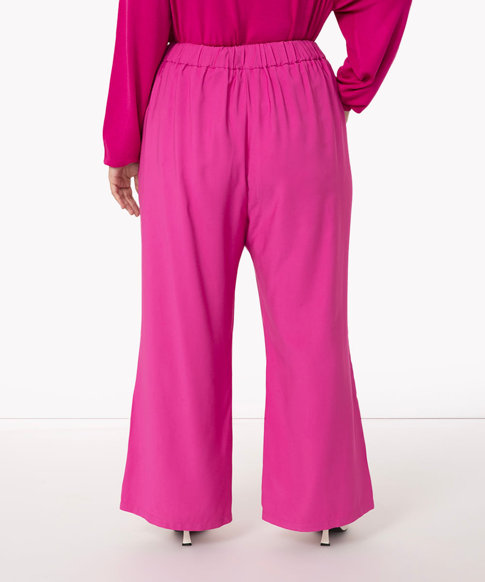 calça plus size de viscose com cinto rosa