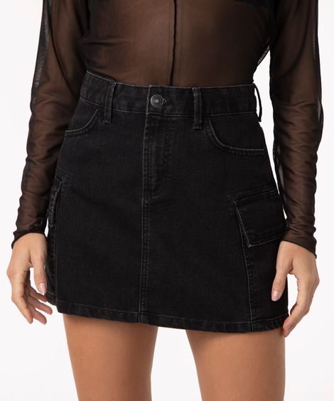 saia jeans cargo cintura média preta