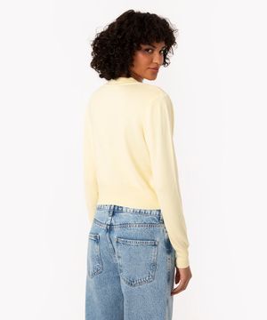 cardigan cropped de tricô básico botões amarelo médio