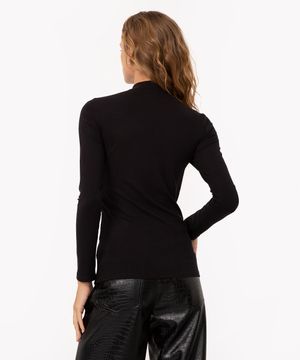 blusa de viscose canelada gola alta com zíper preto