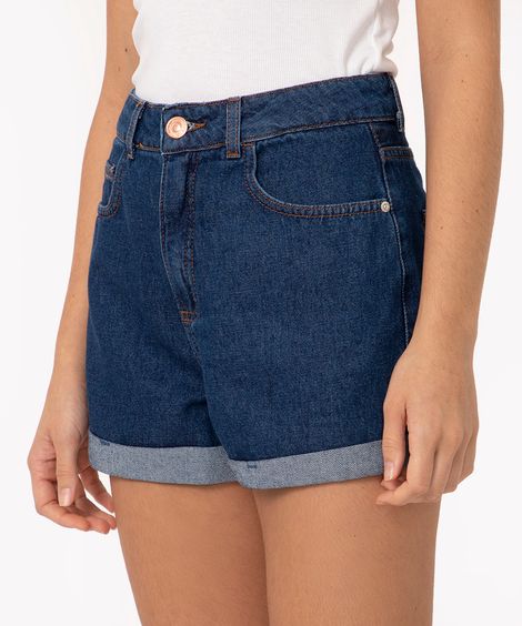 short jeans mom cintura super alta azul escuro