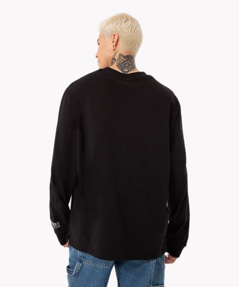 camiseta de algodão oversized manga longa gola redonda preta