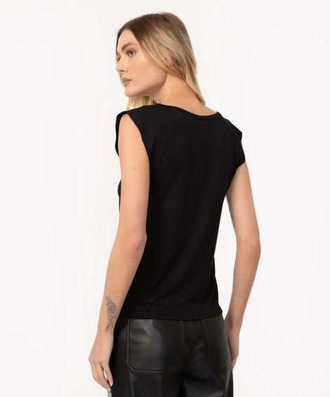 blusa de viscose decote v manga curta preto