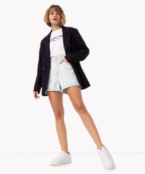 short jeans mom cintura super alta flores azul claro