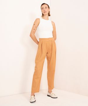 calça slouchy alfaiataria mindset e robertita bege