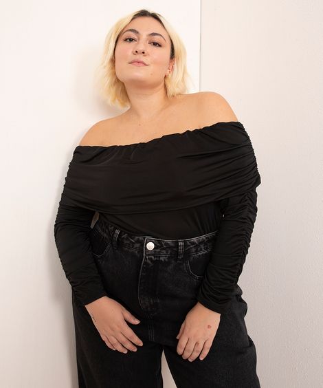 blusa plus size ombro a ombro manga longa mindset preta