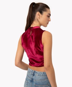 cropped de veludo halterneck vinho