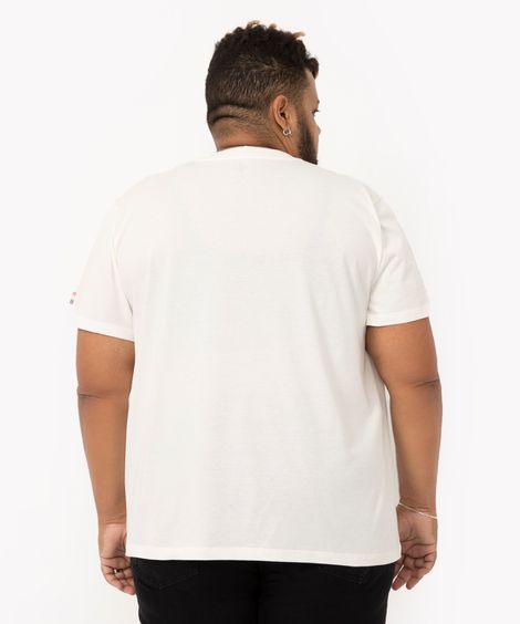camiseta plus size pride manga curta mindset off white