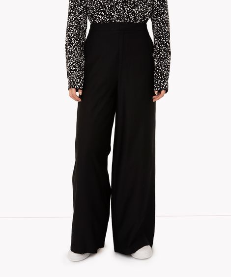 calça wide leg cintura alta com elástico e bolsos preta