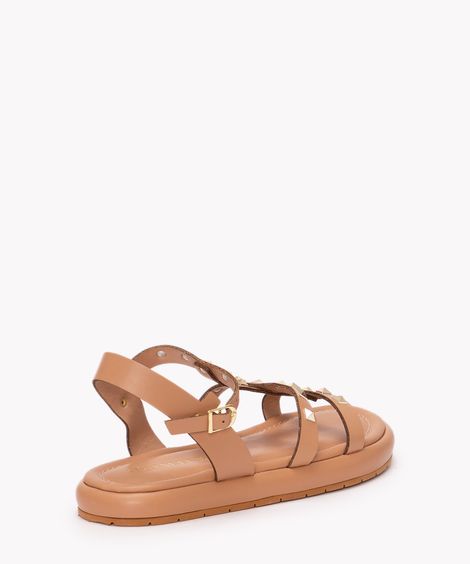 rasteirinha flat com tachas oneself nude