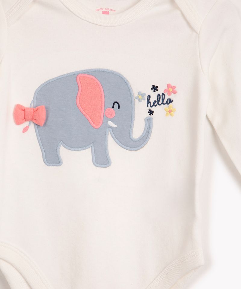 Camiseta Feminina em Meia Malha com Bordado de Elefante - Você