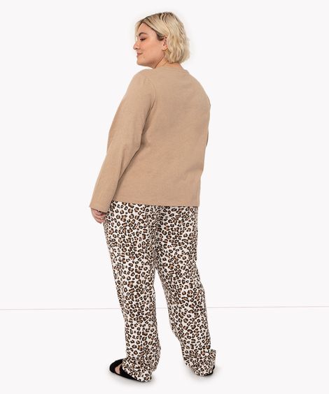 pijama plus size manga longa com calça animal print bege médio