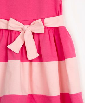 vestido infantil evasê com cinto laço rosa