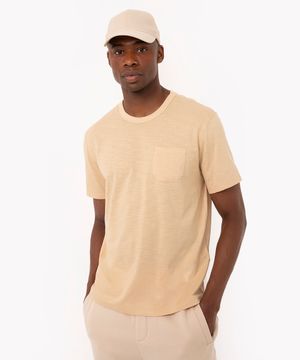 camiseta de algodão básica com bolso manga curta areia