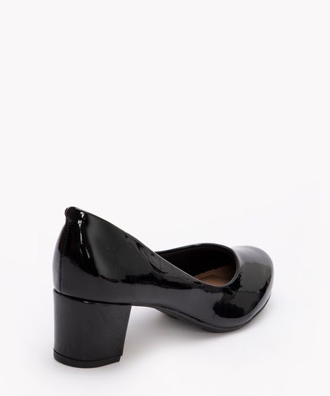 scarpin verniz bico redondo salto baixo preta