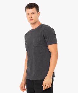 camiseta de algodão básica com bolso manga curta preta
