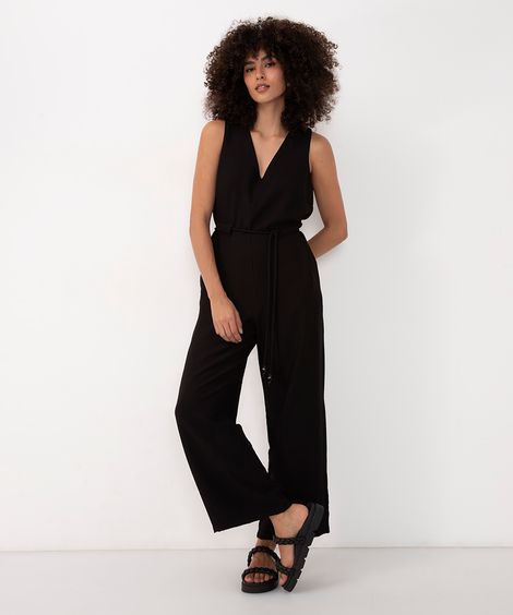 macacão de viscose com cordão e aviamento preto